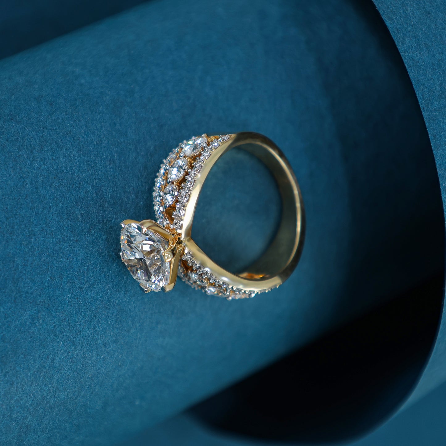 Dual Radiance Grand Diamond Ring