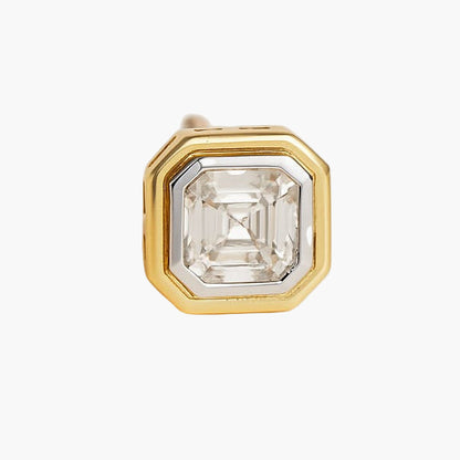 Asscher-Cut Diamond Nosepin