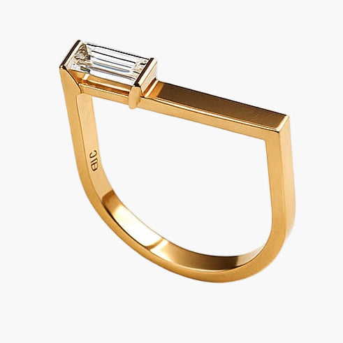 Bar-Top Baguette Diamond Ring