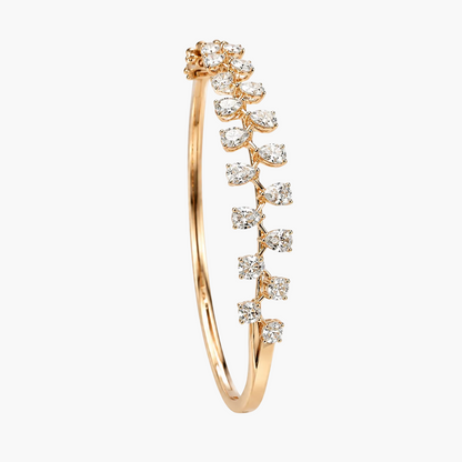Pear and Round Diamond Cluster Bracelet