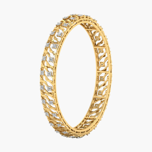 Gold ring with diamond accents on a white background, branded 'Green Lab'.