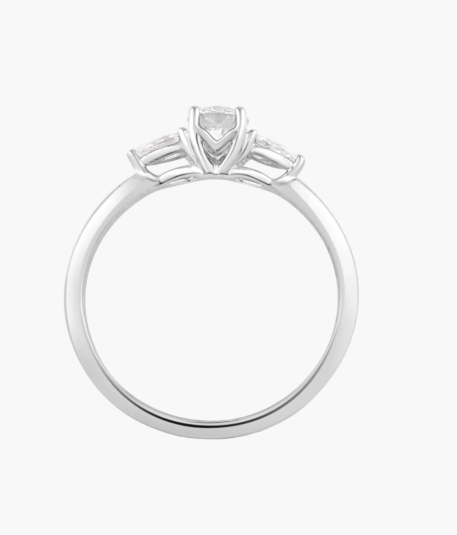 Diamond ring with a central diamond and two smaller diamonds on a white background