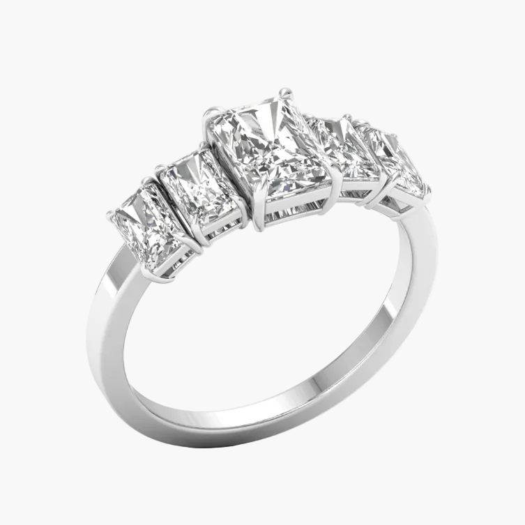 Diamond ring displayed on a website with a blurred background