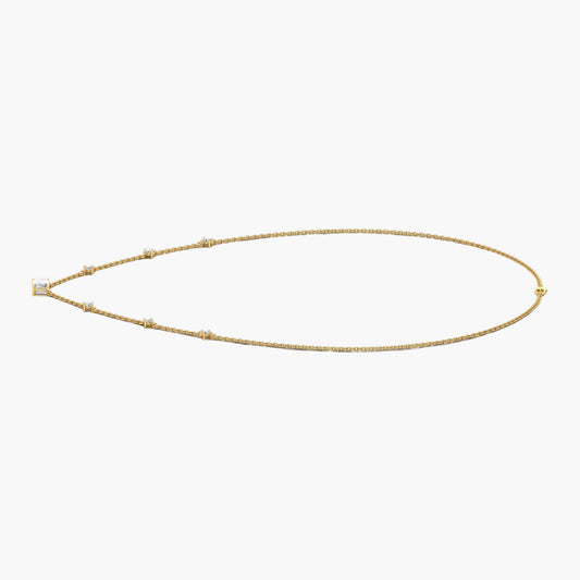 Gold necklace on a white background with 'Green Lab' branding.