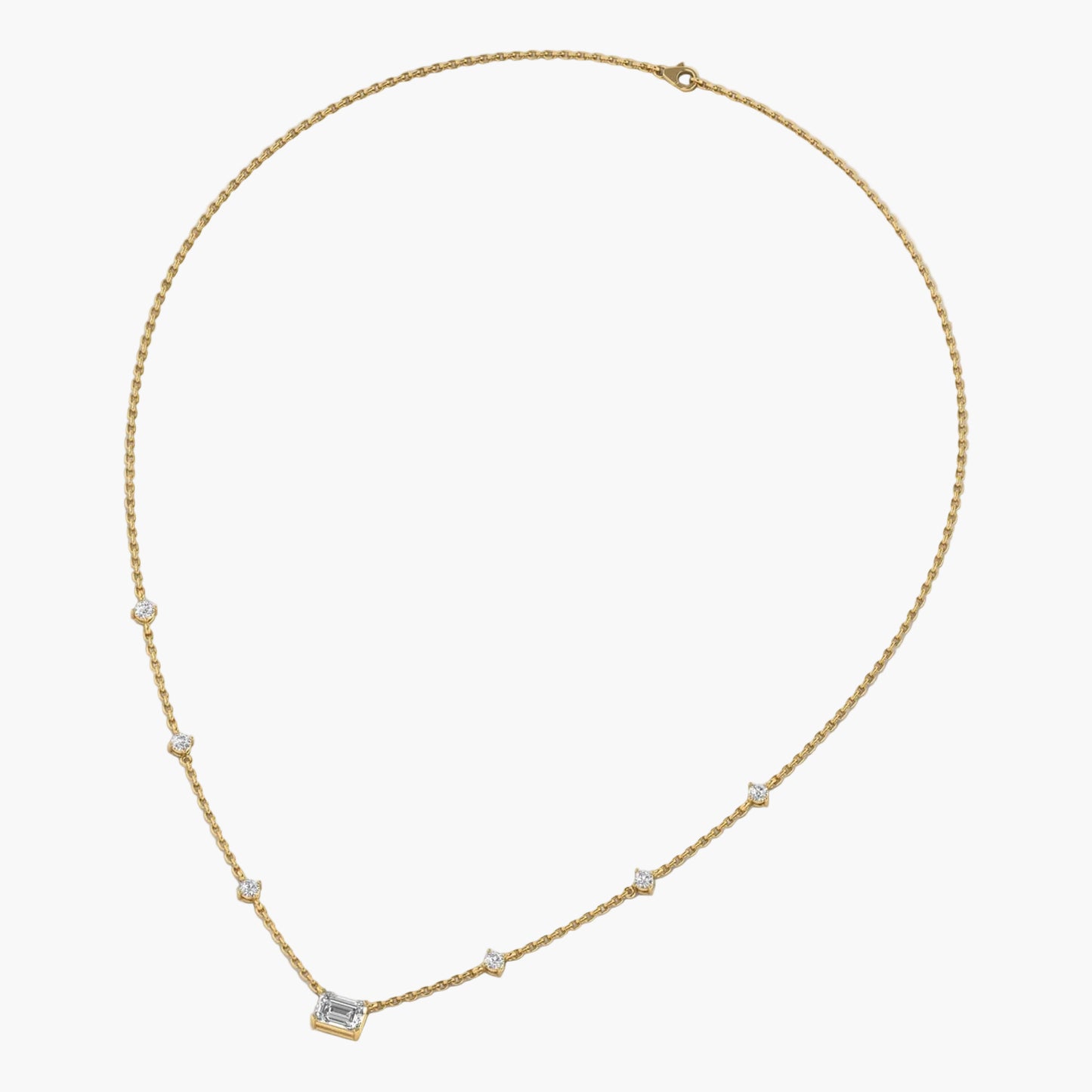 Gold necklace with small diamonds on a white background, branded 'Green Lab'.