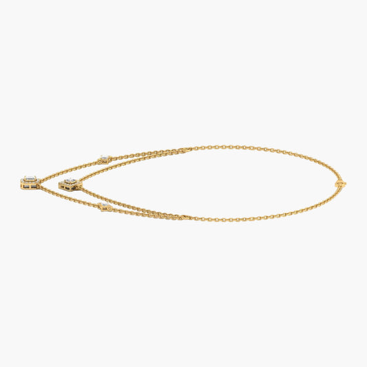 Gold chain necklace on a white background with 'Green Lab' branding.