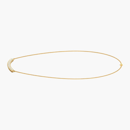 Gold necklace on a white background with 'Green Lab' branding.