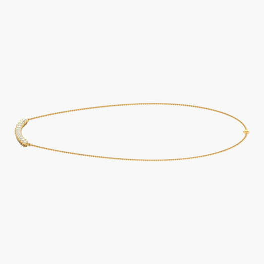 Gold necklace on a white background with 'Green Lab' branding.