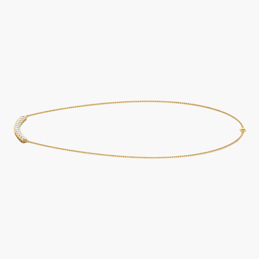 Gold necklace on a white background with 'Green Lab' branding.