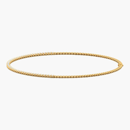 Gold bracelet on a white background with 'Green Lab' branding.