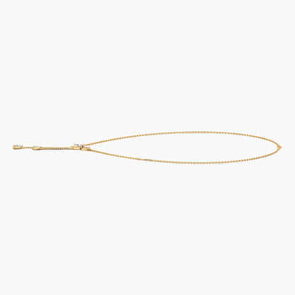 Gold necklace on a white background with 'Green Lab' branding.