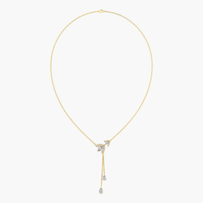 Gold necklace with a pendant on a white background, branded 'Green Lab'.